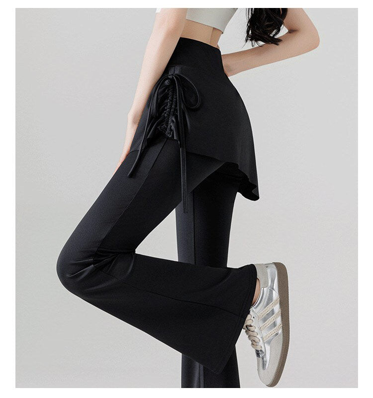 レディース ボトムス ロングパンツ フレアパンツ 重ね着風 フェイクレイヤード アシンメトリー 切り替え 裾ワイド フェミニン リボン ハイウエスト かわいい 大人可愛い きれいめ シンプル カジュアル 上品 おしゃれ こなれ感 スポーティー ガーリー 抜け感 無地 春 夏 秋 学生 学校 通学 お出かけ お泊まり ジム 公園 女子会 休日 高原 ガーデン ショッピング カフェ ダンス ヨガ トレーニング 美脚 脚長 普段使い 着回し M L XL 黒 ブラック グレー