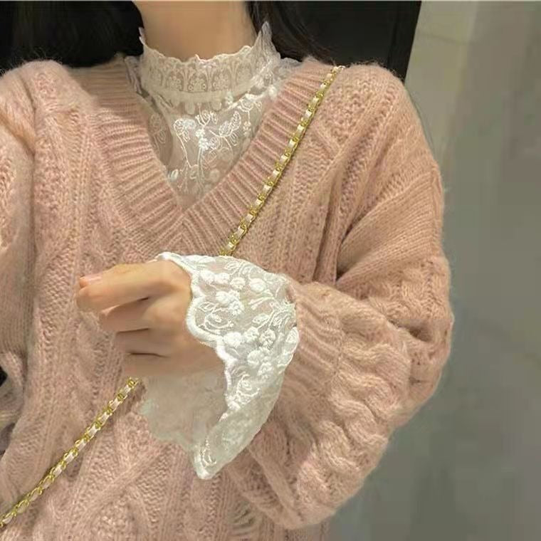 レディース トップス ブラウス カットソー プルオーバー スカラップ シアー 長袖 萌袖 ベルスリーブ ハイネック レース 刺繍 透け感 シースルー 大人可愛い きれいめ シンプル カジュアル 上品 おしゃれ ガーリー 主役級 存在感 抜け感 ロマンティック ナチュラル 花柄 フラワー 総柄 春 秋 デート お出かけ イベント 女子会 休日 ショッピング カフェ 重ね着 体型カバー 普段使い 着回し レイヤード モテ 清楚 スタイルアップ S M L XL 2XL ホワイト アプリコット