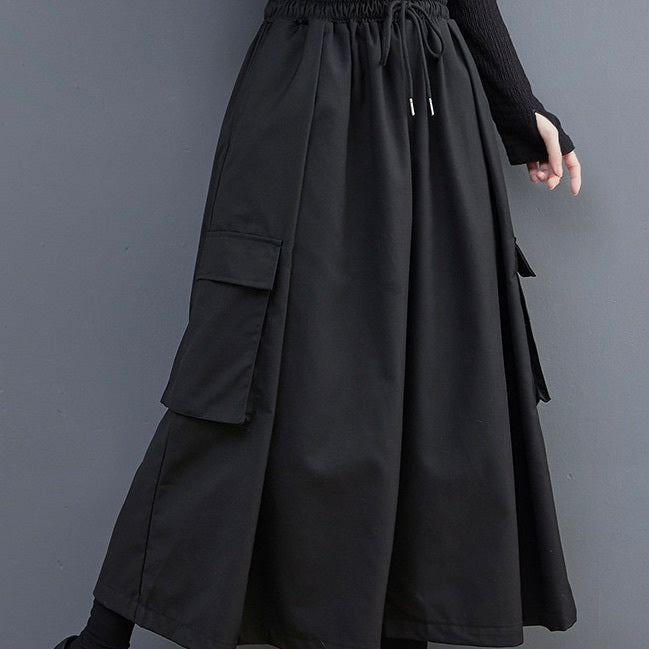 レディース パンツ ボトムス ロングパンツ ワイドパンツ カーゴパンツ アンクル丈 オーバーサイズ  ストリート ウエストリボン ポケット ハイウエスト ドロスト アメカジ かわいい 大人可愛い シンプル カジュアル おしゃれ こなれ感 ラフ メンズライク マニッシュ ボーイッシュ スポーティー 抜け感 ベーシック アメリカン アクティブ ナチュラル 無地 オールシーズン アウトドア キャンプ 楽ちん 体型カバー 美脚 脚長 普段使い 着回し 定番 ゆったり ゆる フリーサイズ ワンサイズ 黒 ブラック