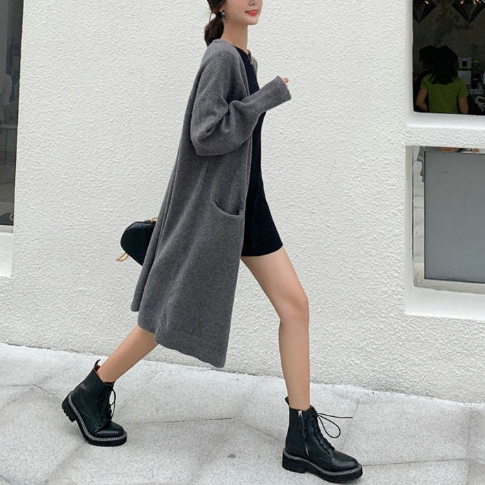 レディース トップス ニット カーディガン ロング 長袖 ストレート Iライン フェミニン ストリート ポケット 前開き 大人可愛い きれいめ シンプル カジュアル 上品 おしゃれ こなれ感 ガーリー クラシカル ベーシック アクティブ ナチュラル シック 無地 秋 冬 お出かけ カフェ ランチ 重ね着 暖かい 防寒 体型カバー 普段使い 着回し レイヤード ゆったり ゆる フリーサイズ ワンサイズ 白 ホワイト 黒 ブラック グレー ベージュ ピンク オレンジ 水色 ブルー ネイビー ライトブルー 青