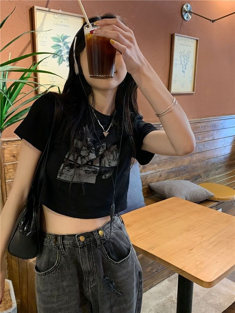 レディース トップス Tシャツ 半袖 ボーダー ストライプ プリント 春夏 カジュアル 春 ショート 夏 ラウンドネック タイト 学生 ブラック 細身 シャツ タイ インナー ポリエステル 着痩せ