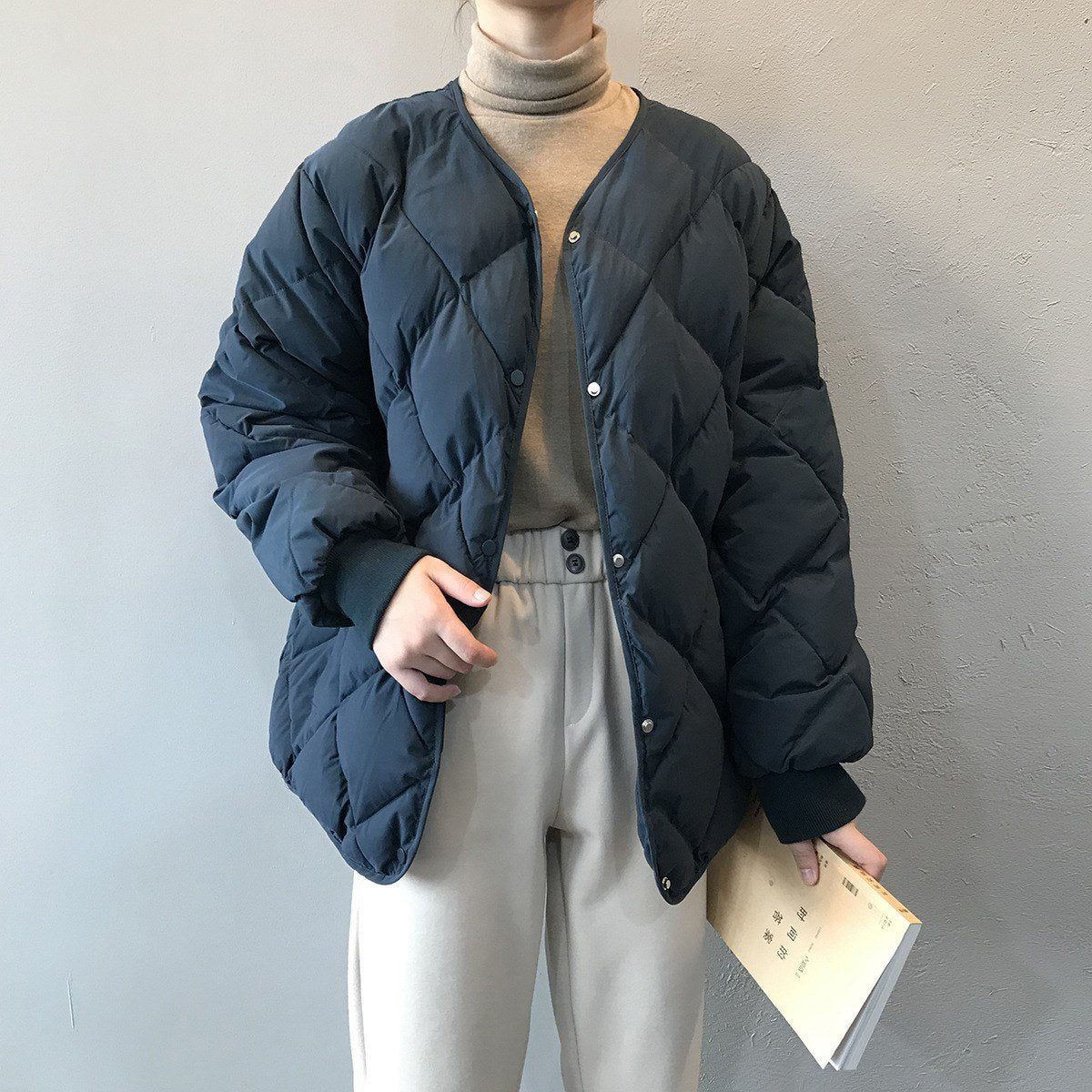 レディース ジャケット 長袖 ゆったり オーバーサイズ 秋冬 秋 体型カバー ショート キルティング 冬 ダウン 薄手 襟なし タイ アウター ポリエステル ダウンジャケット