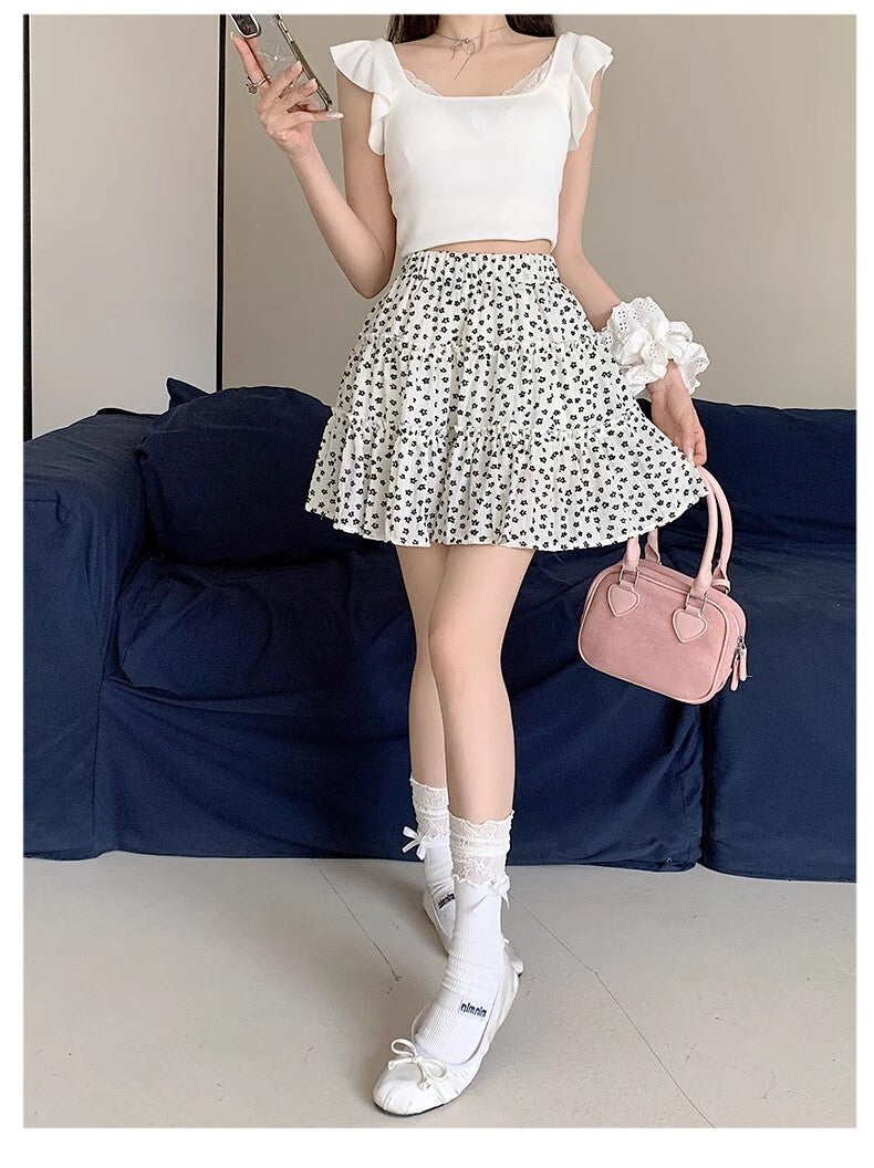 レディース パンツ ボトムス キュロットスカート ミニ ショート 半袖 フレア 裾ワイド ハイウエスト ウエストゴム 薄手 大人可愛い きれいめ シンプル カジュアル おしゃれ かっこいい エキゾチック こなれ感 個性的 主役級 存在感 抜け感 都会的 ドット柄 水玉 春 夏 ロングシーズン ママ デート お出かけ イベント 女子会 重ね着 韓国 オルチャン 体型カバー 美脚 脚長 普段使い 着回し インスタ映え お食事会 S M L XL 大きいサイズ 白 黒 ブルー 赤 青