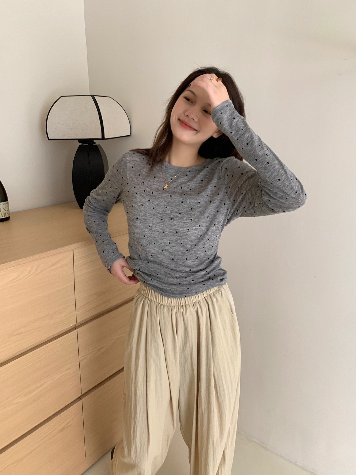 レディース Tシャツ 長袖 春夏 春 重ね着 夏 膝丈 ラウンドネック シャツ 透け感 ポリエステル ドット