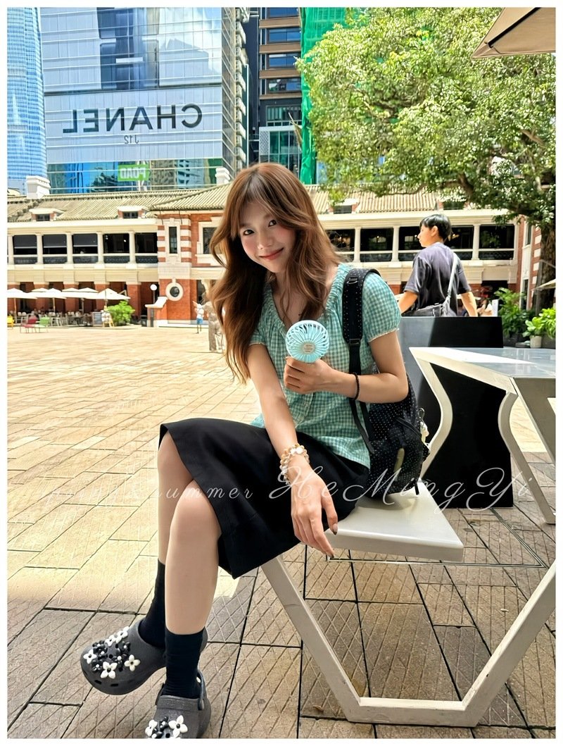 シャツ トップス 半袖 チェック柄 スリム 春夏 きれいめ レトロ 前開き Vネック 春 夏 上品 ポリエステル