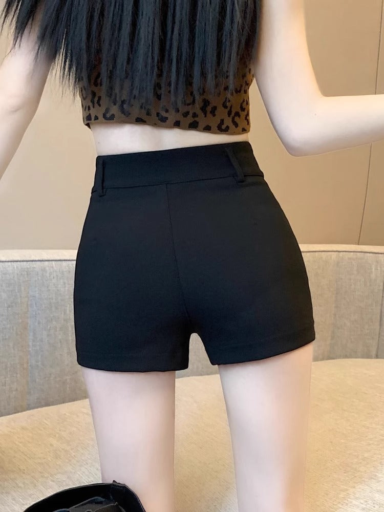 レディース パンツ ボトムス スーツ ショートパンツ 膝上 スリム Aライン ハイウエスト 伸縮性 かわいい きれいめ シンプル カジュアル おしゃれ かっこいい スポーティー 個性的 クール 主役級 キュート 学生風 ベーシック ナチュラル ワイルド 無地 秋 ロングシーズン 通勤 学生 通学 部活 デート お出かけ お泊まり アウトドア イベント 旅行 女子会 休日 ライブ 合コン コンパ 韓国 脚長 モテ トレンド 定番 S M L XL 黒 ベーシックカラー 大人カラー