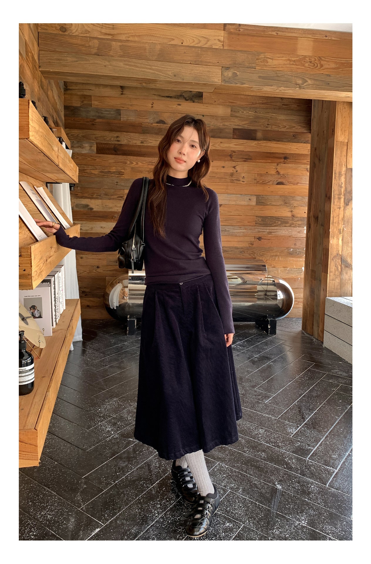 レディース スカート ボトムス タックスカート フレアスカート 膝下 ミモレ フレア Aライン フェミニン タック ポケット ハイウエスト 前開き ボタン かわいい 大人可愛い きれいめ シンプル カジュアル 上品 おしゃれ レトロ こなれ感 抜け感 ベーシック ナチュラル 無地 秋 冬 ママ 学生 学校 通学 デート お出かけ イベント 旅行 公園 女子会 休日 ガーデン ショッピング ライブ コンパ カフェ 体型カバー 普段使い 着回し 定番 S M L カーキ ネイビー ベーシックカラー 秋カラー