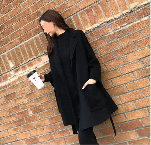 レディース コート アウター 上着 共布ベルト 共布ベルト付き メリハリ シンプル 長袖 Aライン ポケット ハイウエスト 前開き かわいい 大人可愛い きれいめ シンプル カジュアル おしゃれ かっこいい こなれ感 ラフ 主役級 存在感 抜け感 キュート ベーシック ナチュラル シック 無地 秋 冬 デート お出かけ 女子会 休日 ショッピング カフェ モノトーン 重ね着 体型カバー 脚長 普段使い 着回し レイヤード スタイリッシュ スタイルアップ S M L XL 2XL ブラック