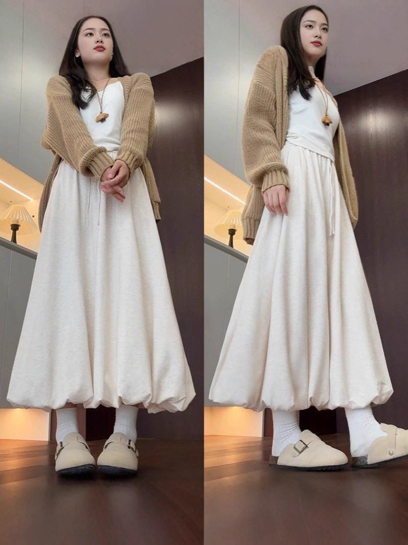 レディース スカート ロングスカート ロング 丈長 かわいい 大人可愛い きれいめ シンプル カジュアル 上品 おしゃれ ラブリー キュート 無地 オールシーズン 誕生日 母の日 ママ デート お出かけ アウトドア キャンプ イベント リゾート 旅行 海 レストラン 女子会 休日 バカンス 高原 ホテル ガーデン ショッピング コンサート ライブ お花見 合コン 婚活 モノトーン ランチ お家時間 コーデ 楽ちん 体型カバー 着回し モテ 清楚 定番 S M L XL 白 黒 グレー ダークグレー