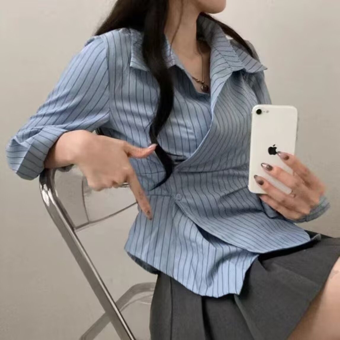 シャツ トップス 長袖 ボーダー ストライプ 春夏 カジュアル おしゃれ 韓国風 前開き 春 夏 タイト 細身 襟付き タイ レギュラー ボタン ポリエステル 着痩せ