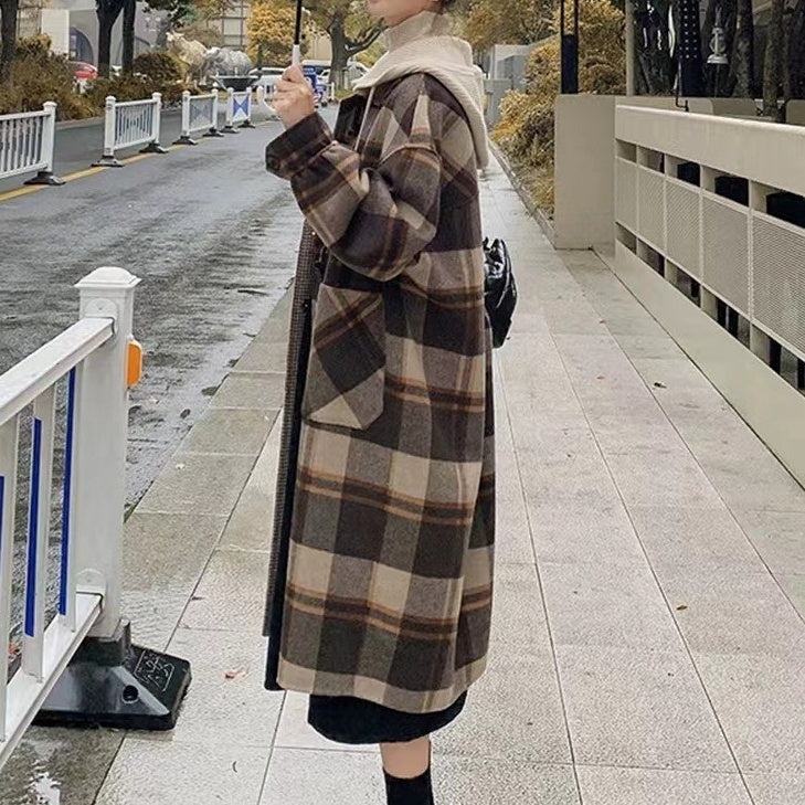 アウター コート ロングコート 長袖 フード付き 前開き ボタン ロング丈 ポケット ウール 重ね着風 かわいい 可愛い 大人可愛い きれいめ シンプル レトロ おしゃれ かっこいい カジュアル こなれ感 個性的 主役級 魅力的 存在感 抜け感 秋 冬 ベーシック ナチュラル キュート チェック柄 女性用 レディース ママ マタニティ OL 通勤 学生 通学 デート お出かけ 旅行 休日 アウトドア カフェ ランチ ショッピング 普段使い デイリー 着回し S M トレンド モテ 暖かい ゆったり