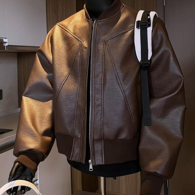 アウター ジャケット フェイクレザージャケット 長袖 ハイネック 前開き ファスナー ポケット ショート丈 シンプル レトロ おしゃれ かっこいい カッコイイ 格好いい カジュアル こなれ感 個性的 主役級 存在感 レトロ ラフ ルーズ 抜け感 冬 ベーシック ナチュラル クール スポーティー 無地 男性用 メンズ サラリーマン パパ 学生 通学 デート お出かけ 旅行 休日 アウトドア カフェ ショッピング 普段使い デイリー 着回し  M L XL 2XL 3XL トレンド モテ 高見え 高級感