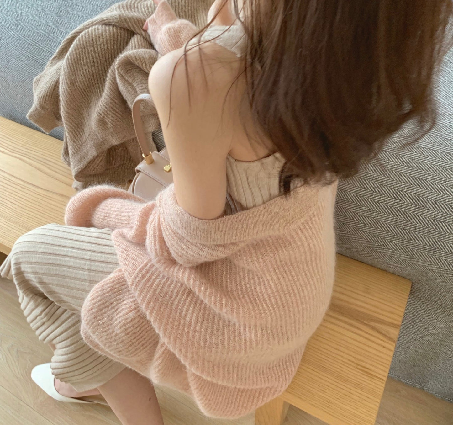 レディース ニット カーディガン 長袖 無地 ゆったり 春夏 きれいめ 通勤 オフィス 体型カバー Vネック 春 ショート 夏 ラウンドネック シンプル アウター ボタン ポリエステル ショール