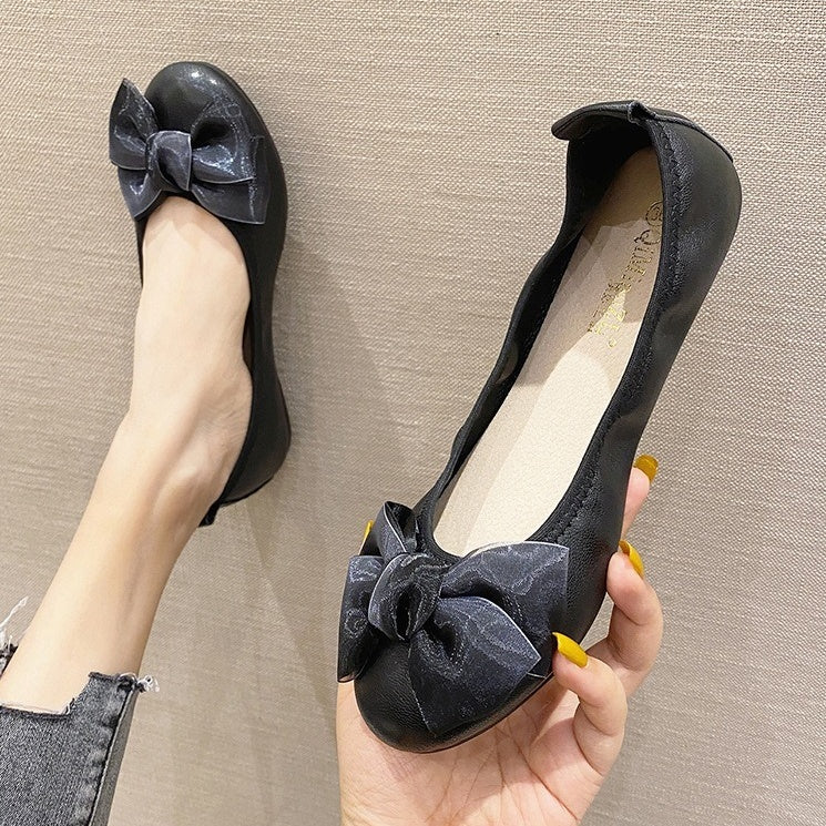 靴 くつ パンプス レディースシューズ フラットシューズ リボン りぼん 可愛い かわいい 大人可愛い きれいめ シンプル カジュアル 大人 上品 おしゃれ かっこいい レトロ 大人可愛い 大人女子 こなれ感 個性的 主役級 存在感 オールシーズン ベーシック ナチュラル エレガント キュート 無地 レディース 女性用 ママ OL 通勤 オフィス デート お出かけ 女子会 お泊まり 休日 旅行 リゾート パーティー 二次会 イベント ショッピング コンパ デイリー 普段使い 脚長 デイリー トレンド モテ