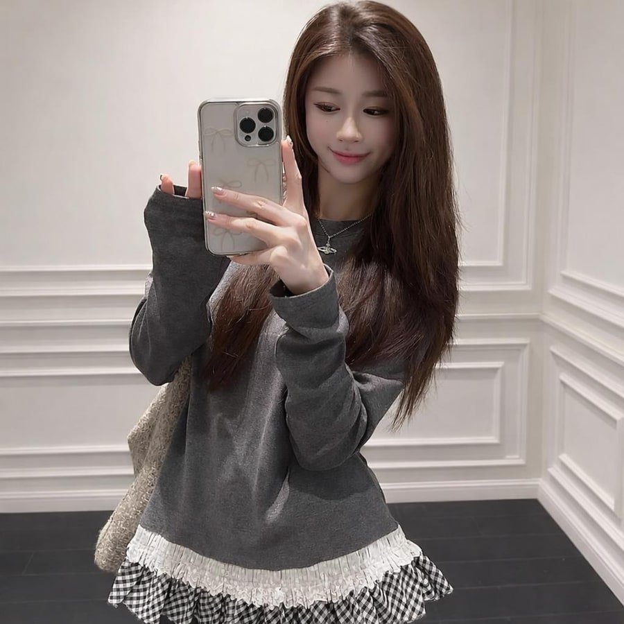 レディース トップス Tシャツ 長袖 ボーダー ストライプ チェック柄 ゆったり 秋冬 秋 きれいめ 体型カバー 花柄 膝丈 ラウンドネック レース 冬 上品 クルーネック シャツ 切り替えデザイン インナー ポリエステル 配色