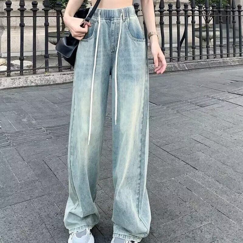 レディース パンツ ボトムス デニム ストレートパンツ ロングパンツ デニムパンツ ロング ストリート ポケット ヴィンテージ アメカジ ドロスト かわいい 大人可愛い きれいめ シンプル カジュアル 上品 おしゃれ かっこいい レトロ こなれ感 メンズライク 抜け感 ベーシック アメリカン 無地 春 夏 秋 学生 学校 通学 デート お出かけ 休日 高原 ガーデン ショッピング カフェ 体型カバー 普段使い 着回し 定番 S M L XL ゆったり 黒 ブラック ダークグレー 水色 ブルー ライトブルー