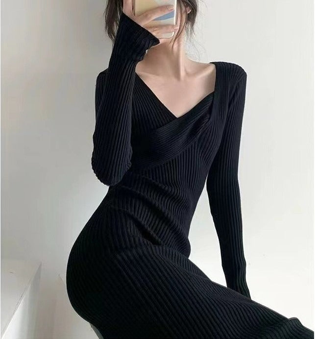 レディース ワンピース ニットワンピ 膝下 ミモレ ミドル丈 長袖 萌袖 スマート アシンメトリー 切り替えデザイン 伸縮性 リブニット きれいめ シンプル カジュアル 上品 おしゃれ こなれ感 かっこいい クール エレガント 個性的 抜け感 無地 春 秋 誕生日 クリスマス バレンタイン デート お出かけ お泊まり イベント 旅行 レストラン 女子会 ホテル 合コン カフェ 韓国 オルチャン コーデ 脚長 普段使い モテ インスタ映え フリーサイズ 白 ホワイト 黒 ブラック 茶色 ブラウン グレー
