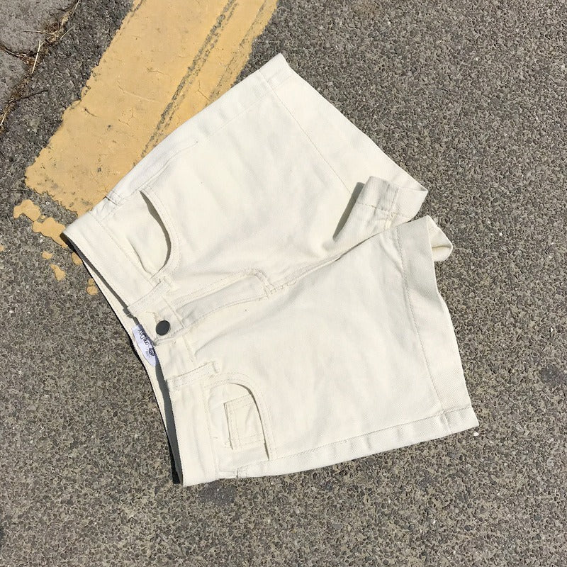 レディース パンツ ボトムス ショートパンツ ワイドパンツ ショート 膝上 スマート フェミニン ポケット ハイウエスト ボタン アメカジ かわいい 大人可愛い きれいめ シンプル カジュアル 上品 おしゃれ こなれ感 ボーイッシュ 抜け感 ベーシック 無地 春 夏 お出かけ お泊まり アウトドア キャンプ リゾート 海 ビーチ 公園 休日 バカンス 高原 ガーデン ショッピング 美脚 脚長 普段使い 着回し 定番 S M L XL 2XL 大きいサイズ 白 ホワイト 黒 ブラック オフホワイト