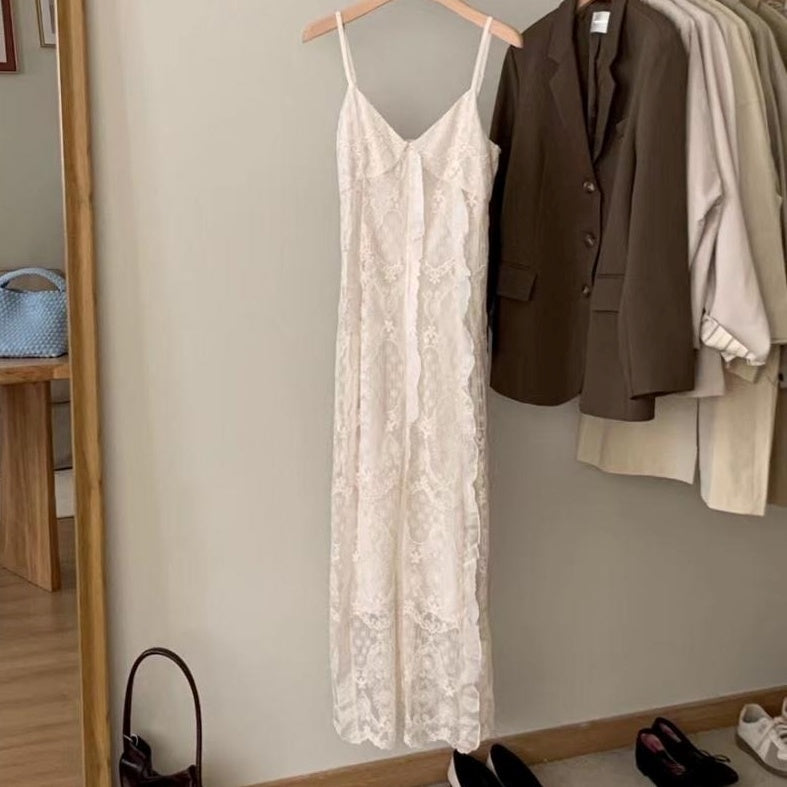 ワンピース ロングワンピース キャミソールワンピース Vネック 刺? 透け感 バックシャン ロング丈 かわいい 可愛い 大人可愛い きれいめ シンプル レトロ おしゃれ かっこいい カジュアル こなれ感 個性的 主役級 存在感 抜け感 春 夏 ベーシック ナチュラル エレガント キュート ガーリー 無地 女性用 レディース ママ OL 通勤 学生 通学 デート お出かけ 旅行 休日 ランチ カフェ ショッピング コンパ 普段使い デイリー 着回し 重ね着 S M L トレンド モテ 高見え 高級感