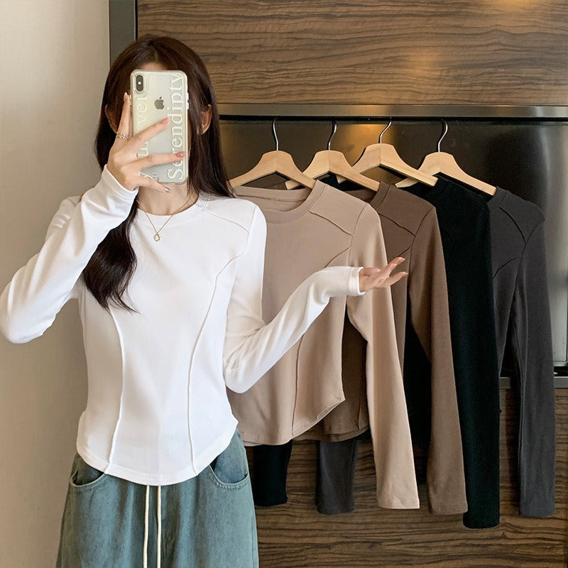 レディース トップス カットソー Ｔシャツ 長袖Ｔシャツ ライン 立体感 着痩せ効果 タック ピンタック 華奢見え 長袖 クルーネック 丸襟 かわいい 大人可愛い きれいめ シンプル カジュアル おしゃれ かっこいい こなれ感 ラフ 主役級 存在感 抜け感 ナチュラル 無地 春 秋 お出かけ 休日 ショッピング カフェ 体型カバー 普段使い 着回し スタイリッシュ スタイルアップ S M L XL ホワイト ブラック カーキ ダークグレー アプリコット