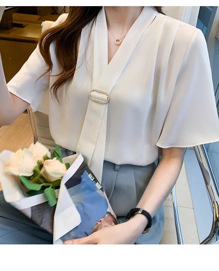 レディース ブラウス シャツ トップス 半袖 長袖 ゆったり 夏 秋冬 春夏 前開き Vネック 秋 冬 シフォン フリル ポリエステル