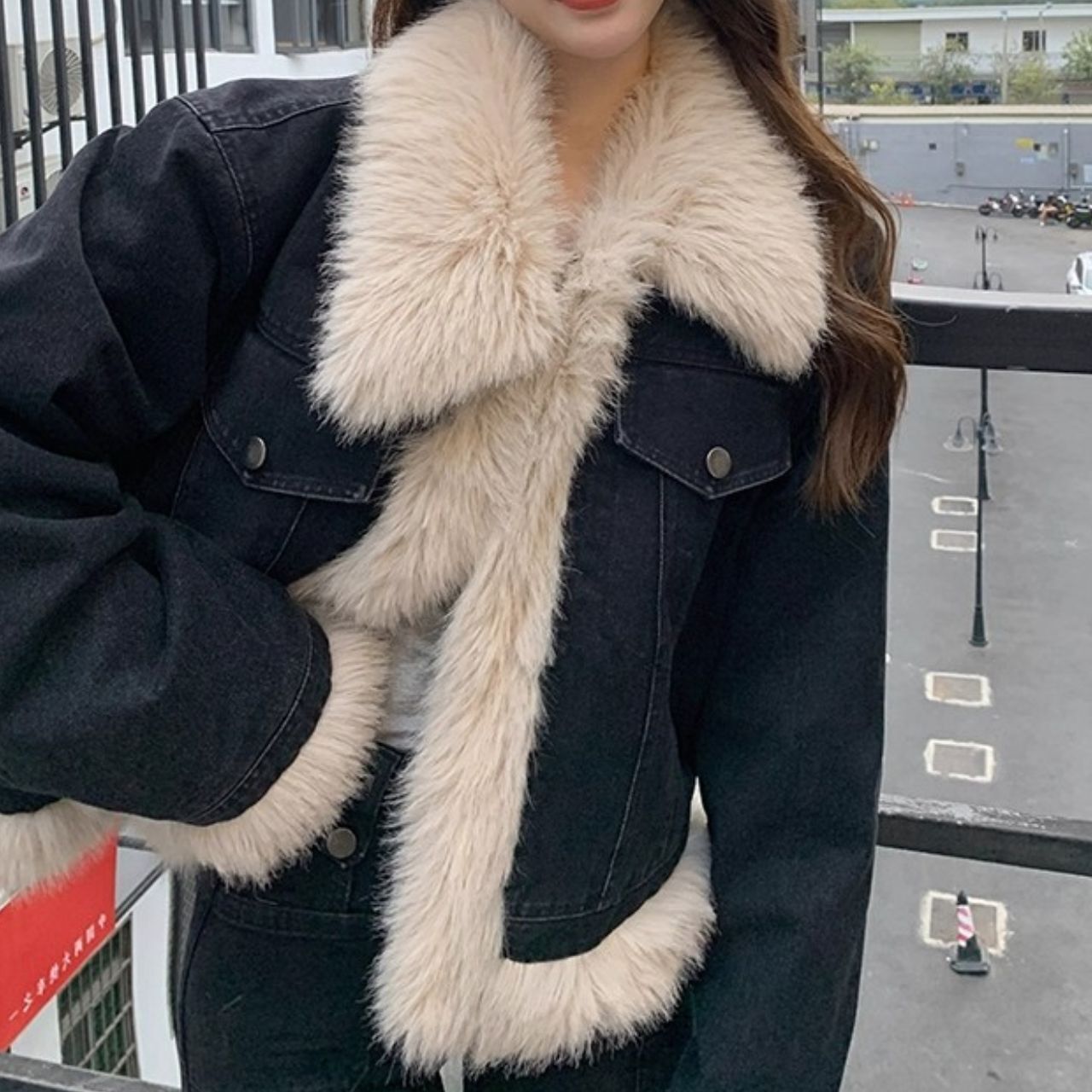 レディース コート ムートンコート フェミニン 大人可愛い きれいめ カジュアル おしゃれ かっこいい レトロ こなれ感 エレガント とろみ感 抜け感 キュート 都会的 ラグジュアリー 春 秋 オフィス OL 通勤 学生 通学 デート お出かけ 旅行 レストラン 公園 女子会 休日 ホテル ショッピング カフェ ランチ 重ね着 韓国 オルチャン コーデ 楽ちん 暖かい 防寒 プチプラ 普段使い 着回し モテ トレンド 流行 インスタ映え 定番 S M L XL 黒 ブラック 茶色 ブラウン 大人カラー