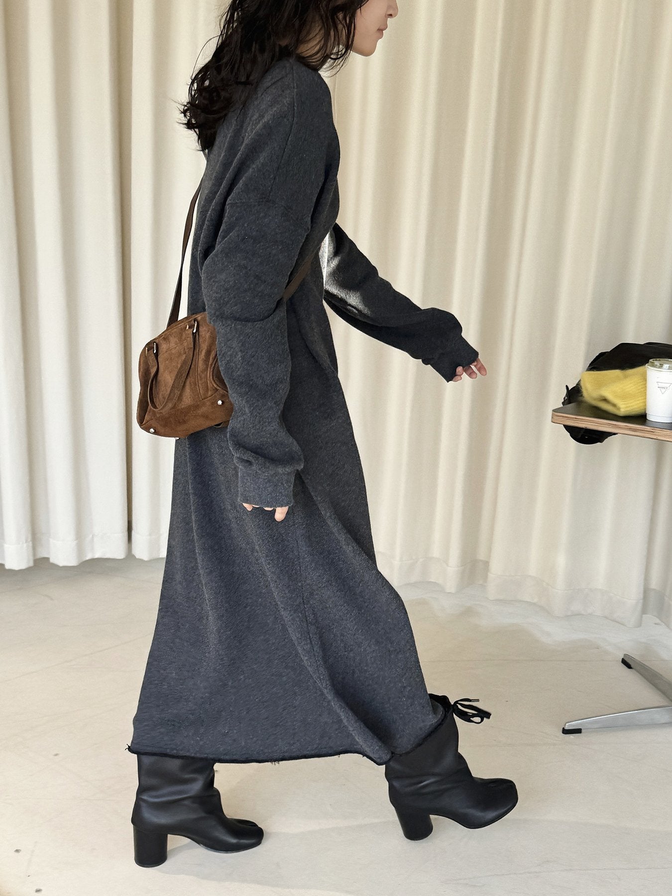 ワンピース ニット 長袖 無地 スリム 春 秋 カジュアル レトロ 春夏 ラウンドネック シンプル 冬 ロング フリル クルーネック 切り替えデザイン