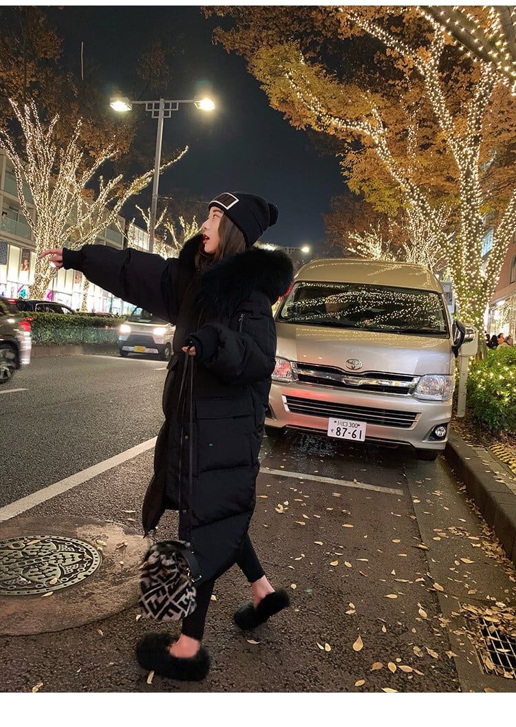 レディース トップス アウター 上着 羽織 前開き ロングコート ダウンコート 膝丈 膝下 長袖 ハイネック フード ストレート Iライン ファスナー ポケット 前開き 2way 切り替えデザイン バイカラー 配色 ファー 厚手 大人可愛い おしゃれ こなれ感 主役級 存在感 抜け感 無地 秋 冬 ロングシーズン ママ 通勤 通学 デート お出かけ イベント 旅行 合コン 韓国 オルチャン コーデ 暖かい 防寒 体型カバー 普段使い イ