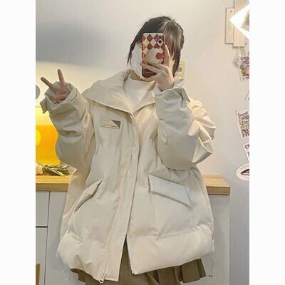 レディース コート ダウン 上着 羽織 前開き ショート 長袖 襟付き オーバーサイズ ポケット 2way ボタン 大人可愛い シンプル カジュアル おしゃれ こなれ感 ラフ メンズライク ボーイッシュ 個性的 主役級 存在感 抜け感 都会的 クラシカル ベーシック ナチュラル 無地 秋 冬 ロングシーズン ママ 通勤 通学 デート お出かけ 旅行 公園 韓国 オルチャン 楽ちん 暖かい 防寒 プチプラ 普段使い インスタ映え