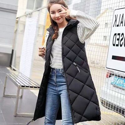レディース ベスト アウター 羽織 前開き ショート 袖なし ノースリーブ ハイネック ストレート Iライン スマート ファスナー ポケット 2way 大人可愛い シンプル カジュアル おしゃれ こなれ感 個性的 主役級 存在感 抜け感 都会的 無地 春 秋 ロングシーズン ママ 通勤 学生 通学 デート お出かけ 旅行 公園 重ね着 韓国 オルチャン 暖かい 防寒 体型カバー 普段使い レイヤード 流行 インスタ映え 定番 X